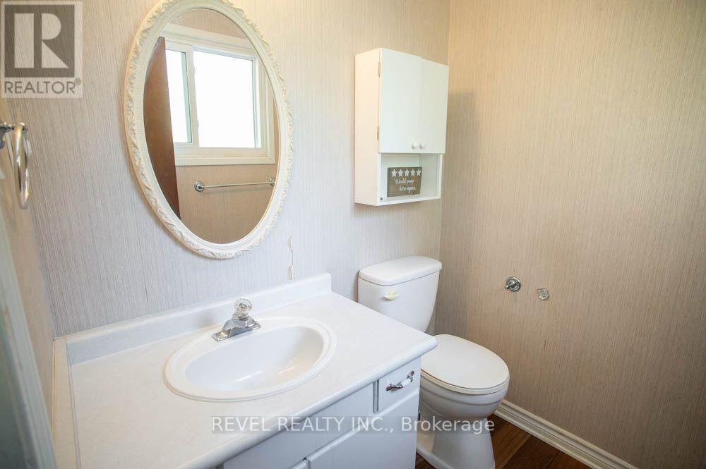 66 Front Road, Norfolk, ON photo 14