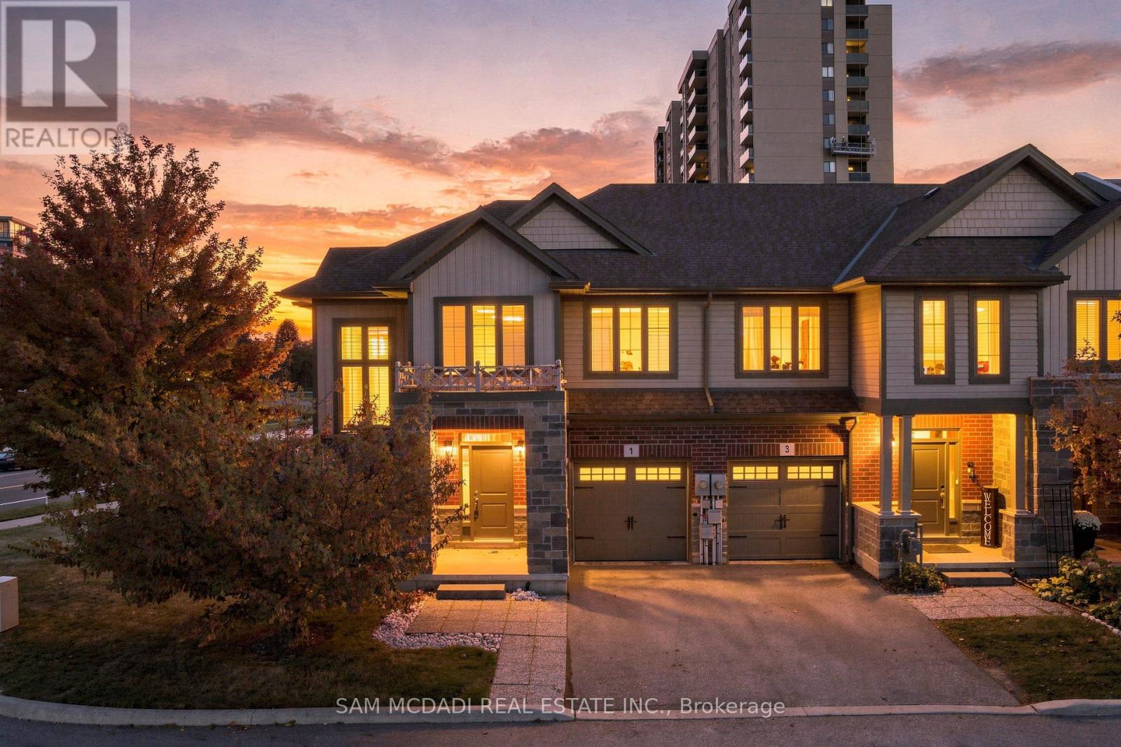 Photo of 1 Southshore Crescent