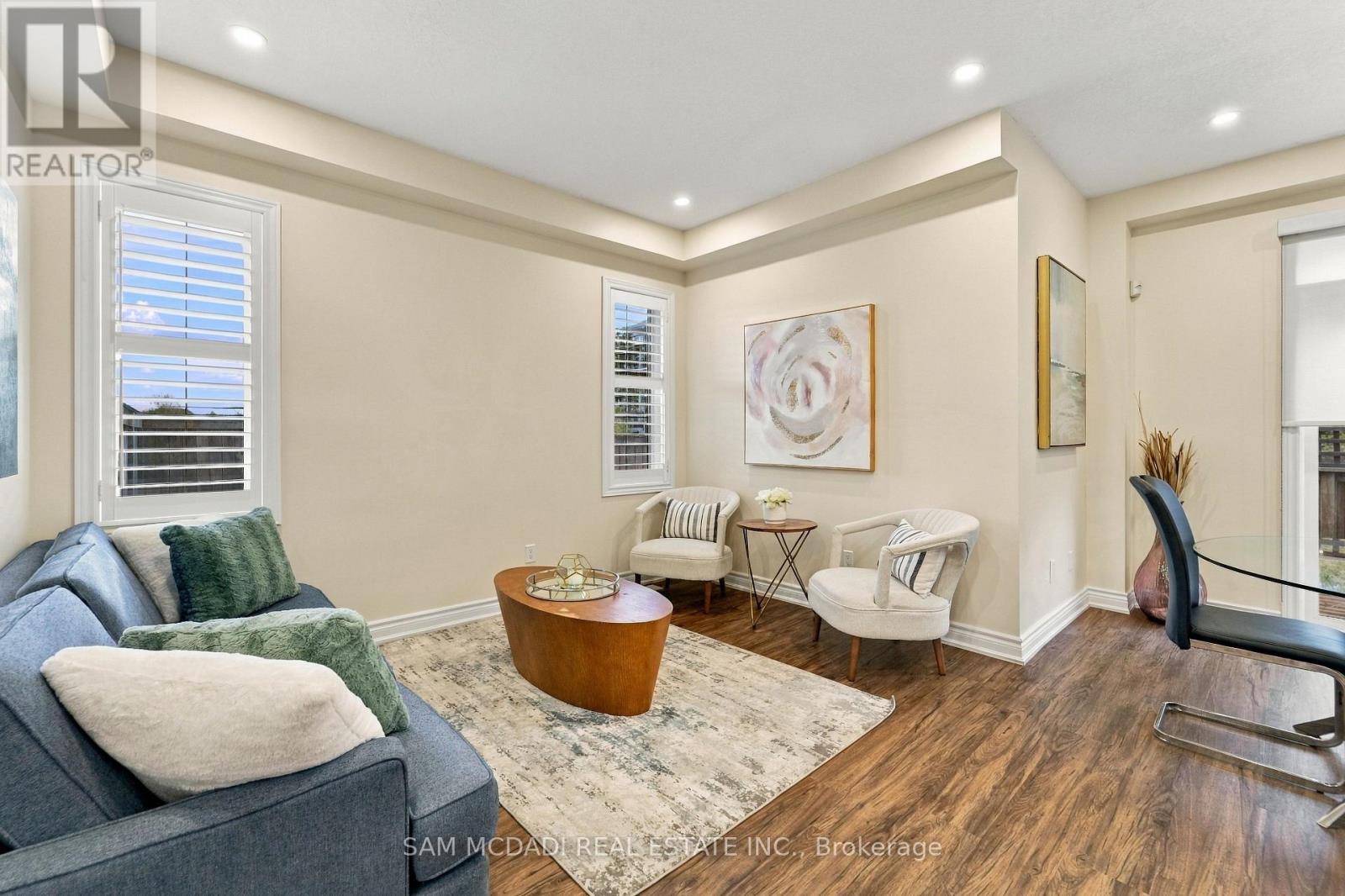 1 Southshore Crescent, Hamilton, ON photo 12