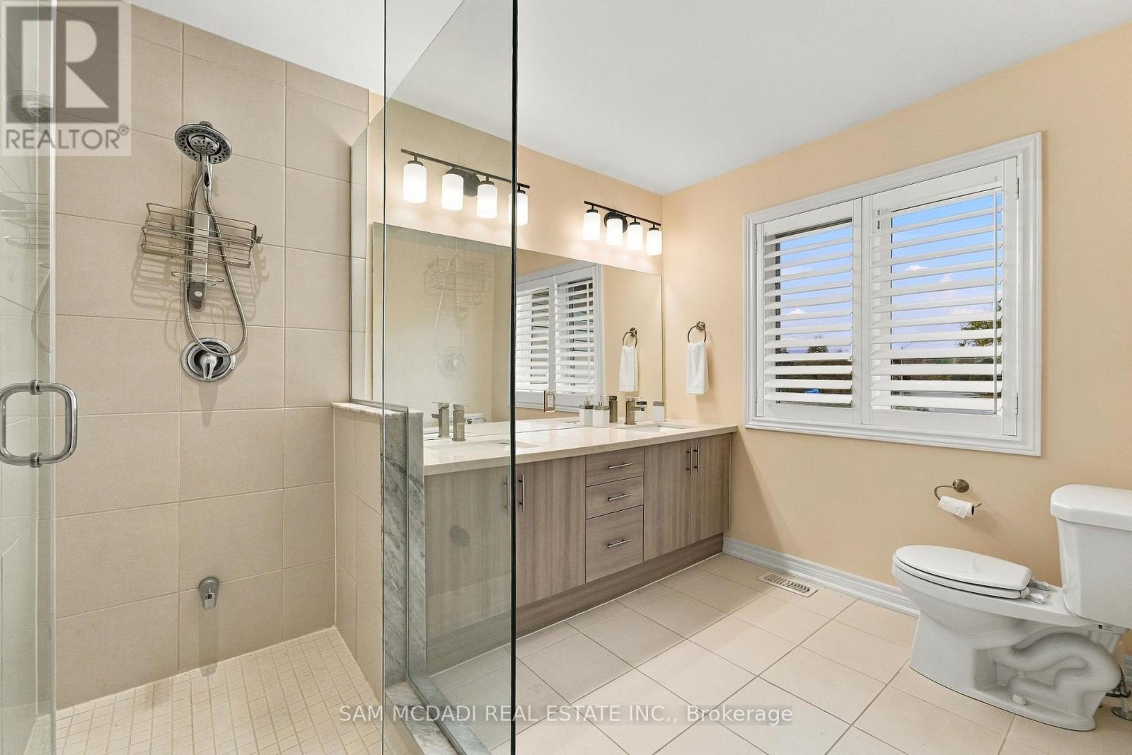 1 Southshore Crescent, Hamilton, ON photo 24