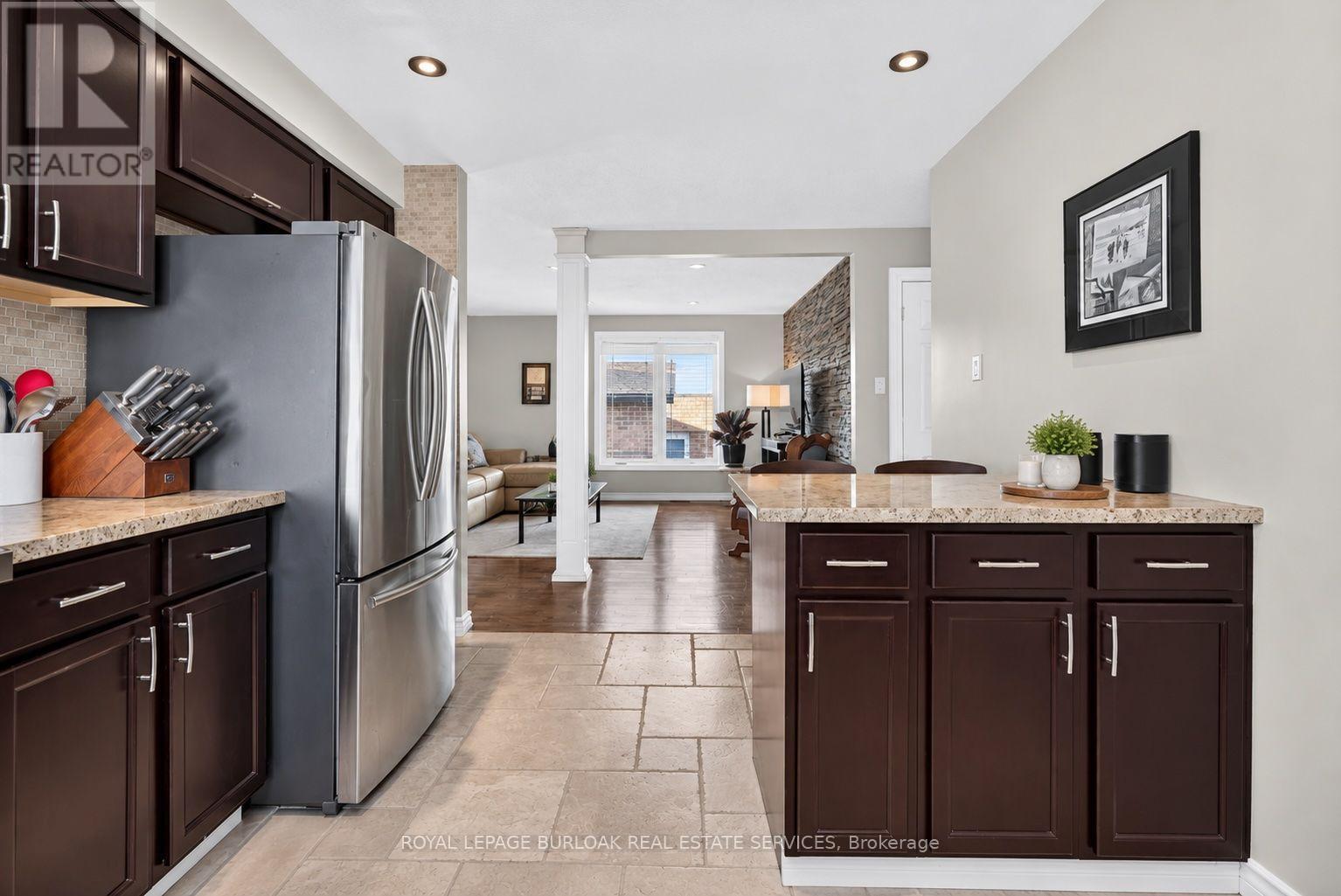 4 vance Crescent, Hamilton, ON photo 13