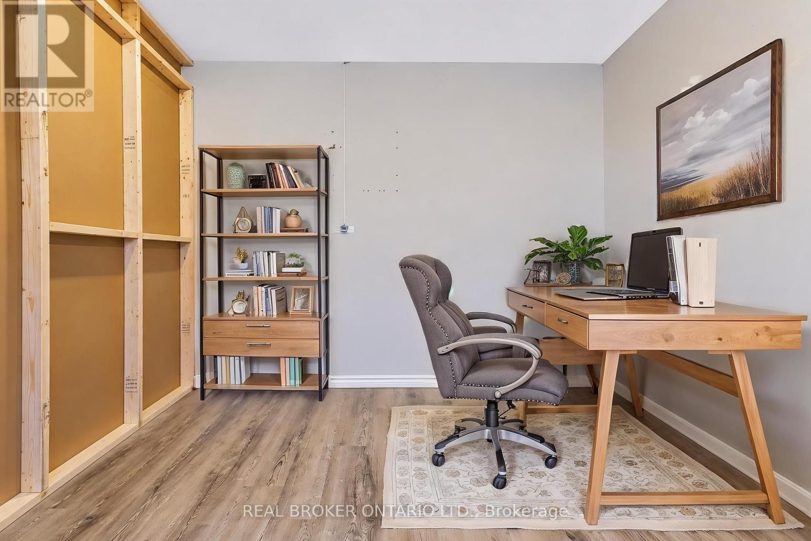 185 MURRAY STREET, Brantford — photo 4