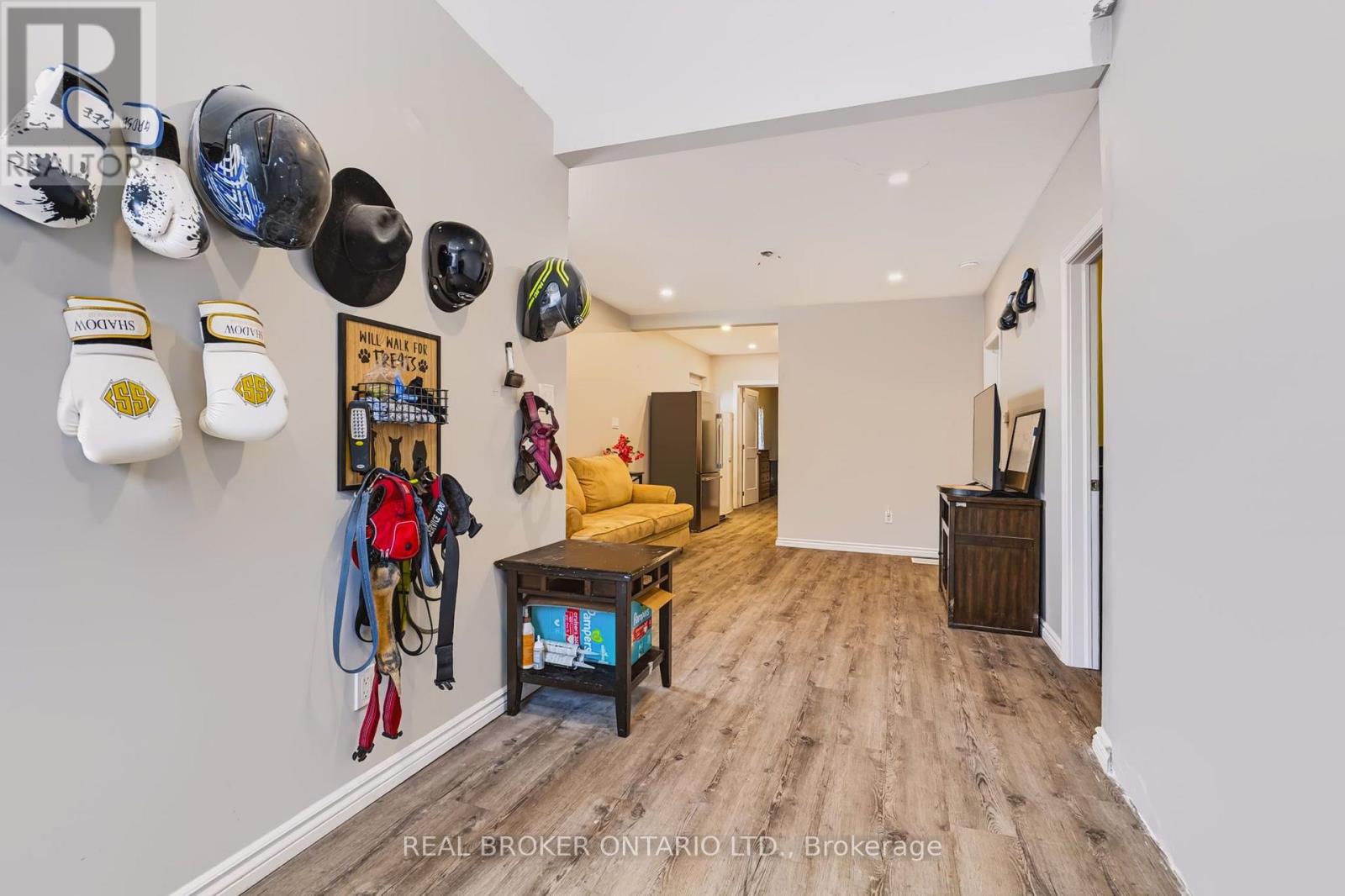 185 MURRAY STREET, Brantford — photo 5