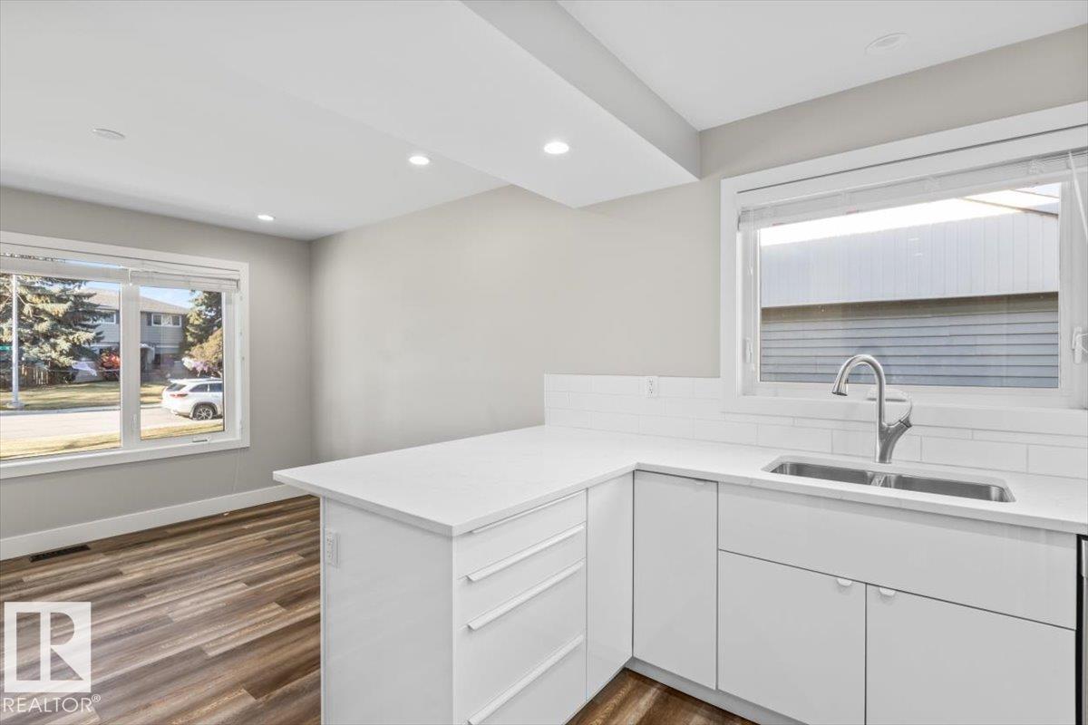 10447 52 ST NW NW, Edmonton — photo 16