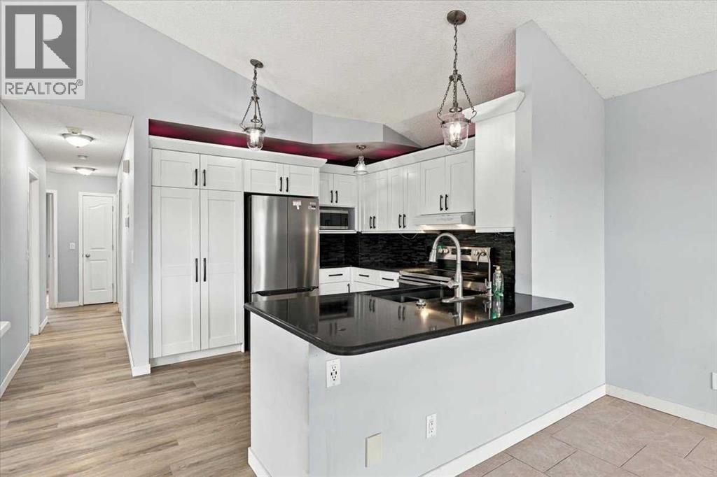 3 Cimarron Meadows Bay, photo 3 of 28