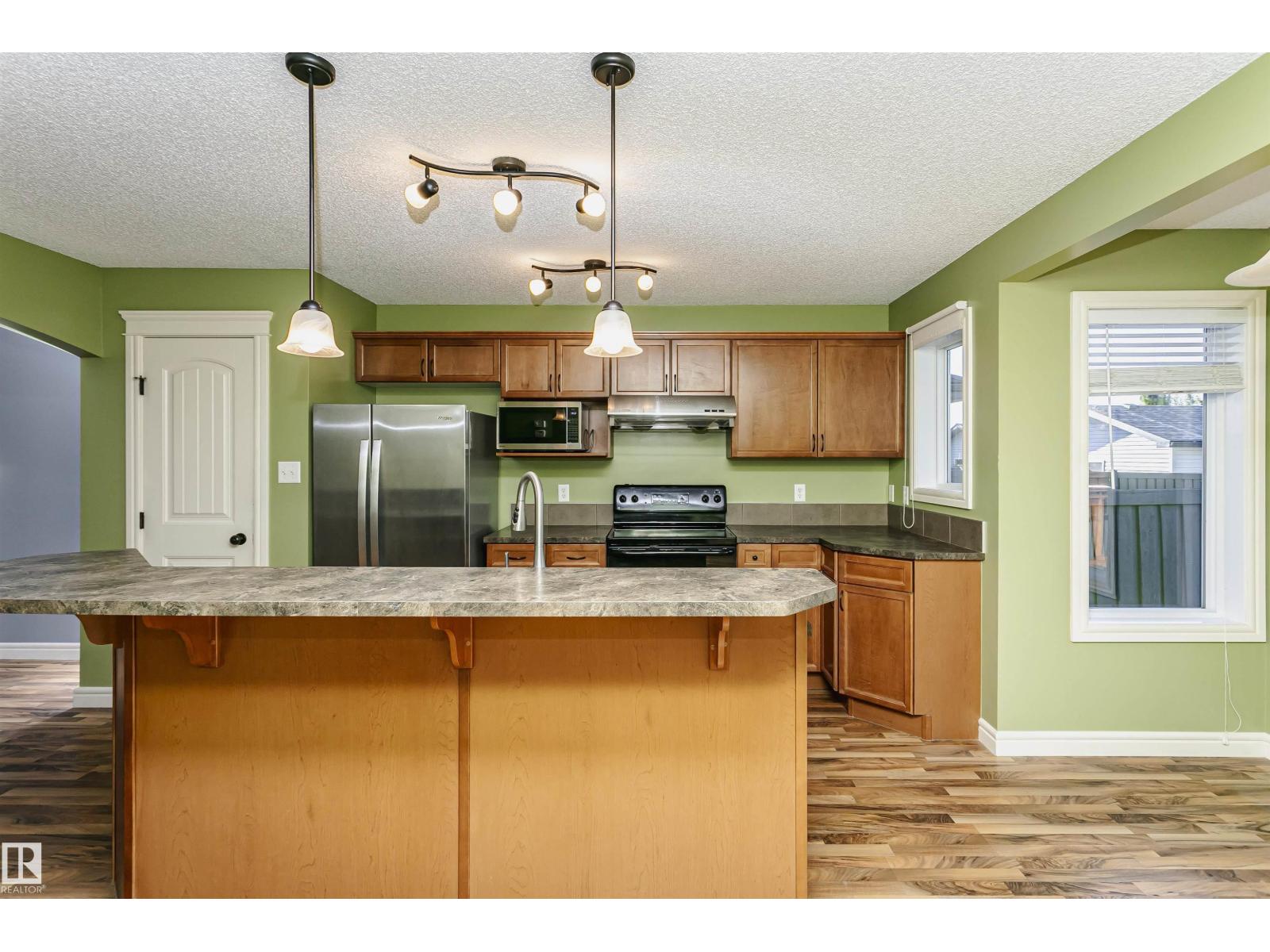 12051 18 AV SW SW, Edmonton — photo 13