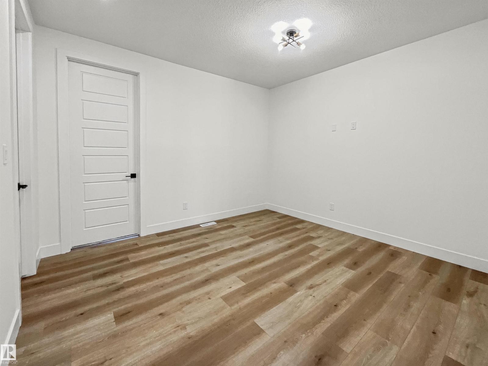 Property photograph 22 for MLS E4514440