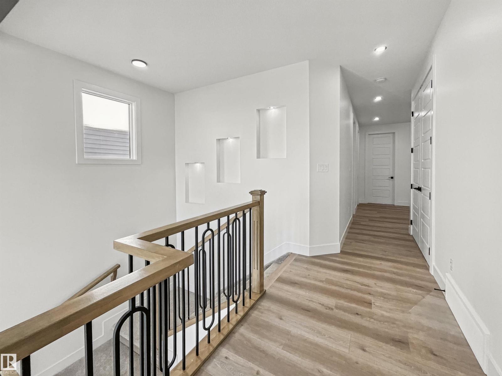 Property photograph 24 for MLS E4514440