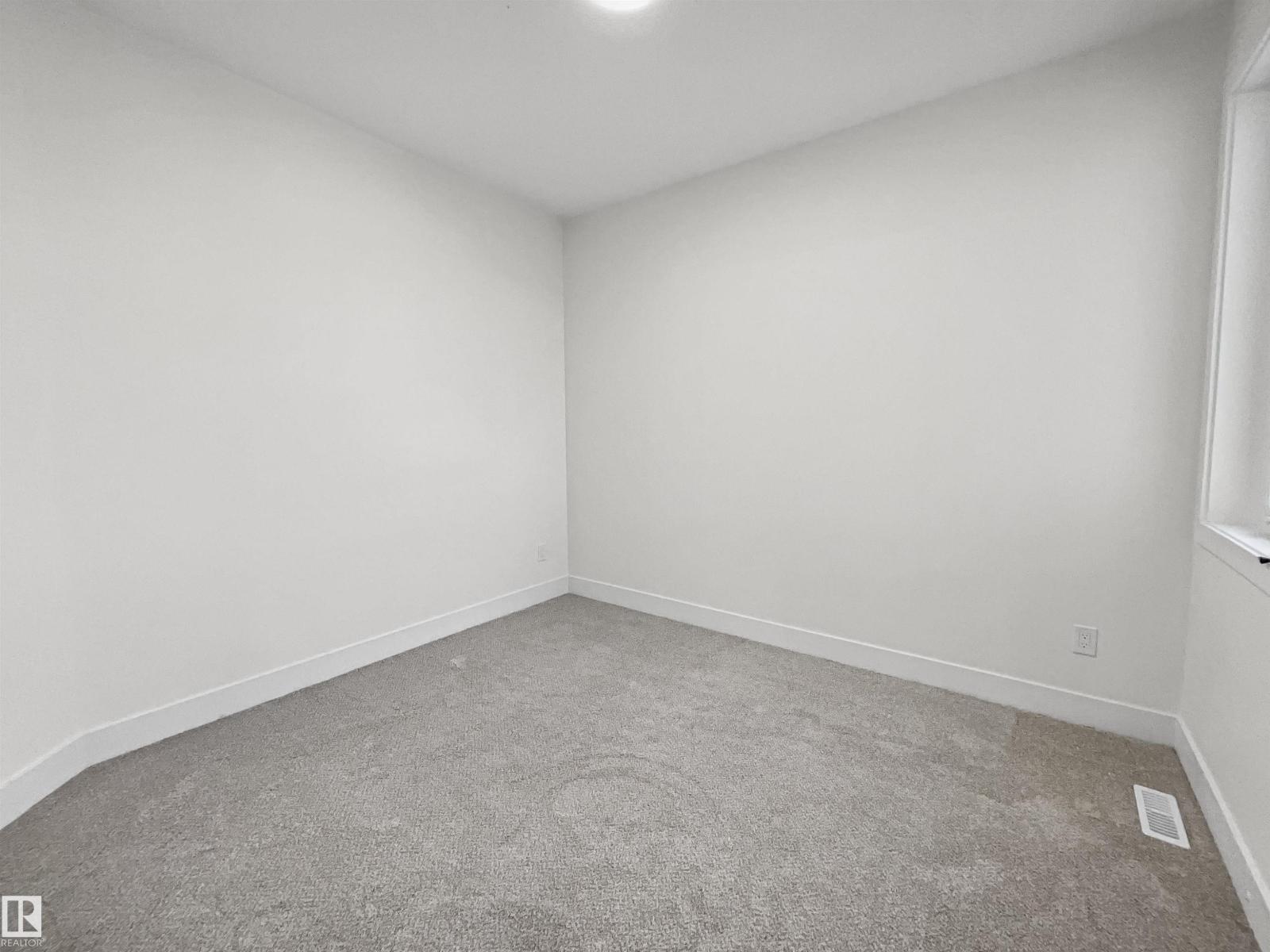 Property photograph 25 for MLS E4514440