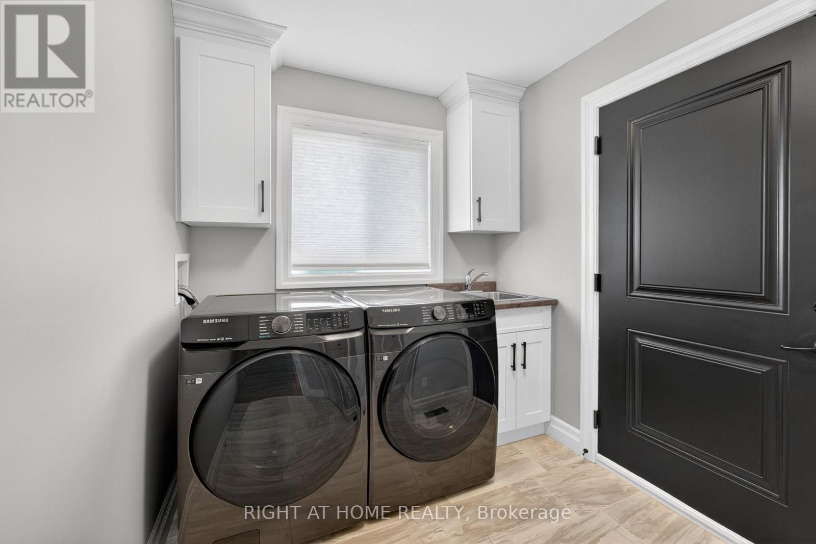 29 Woodburn Drive, Quinte West, ON photo 12