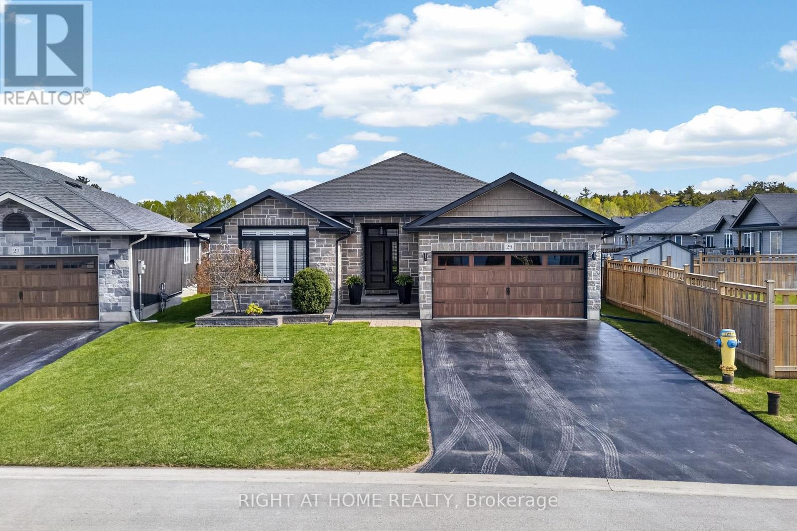 29 Woodburn Drive, Quinte West, ON photo 37