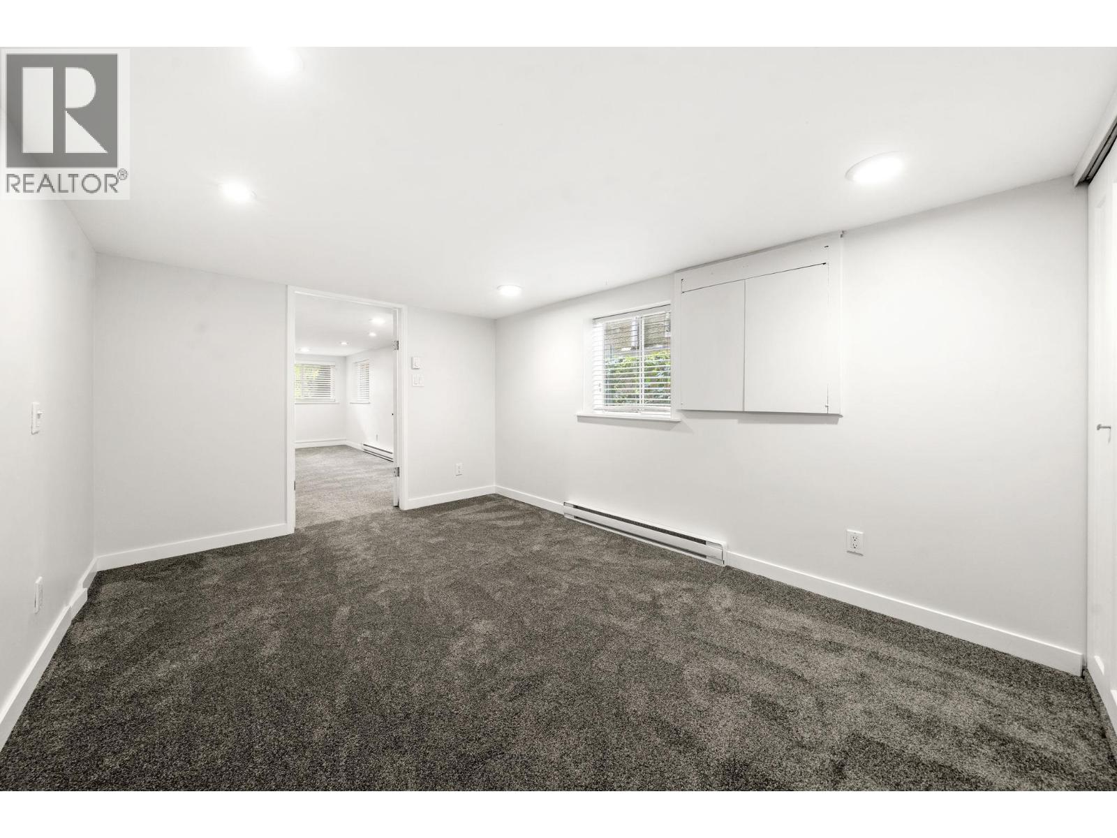612 E 4th Street, North Vancouver — photo 31