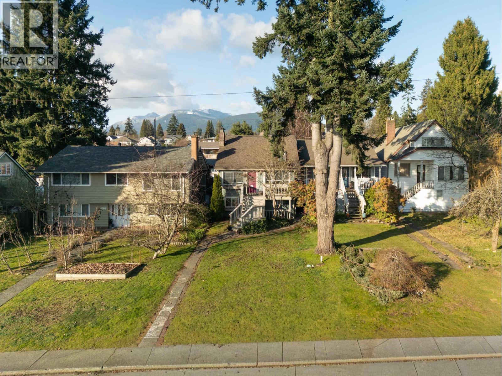 612 E 4th Street, North Vancouver — photo 37