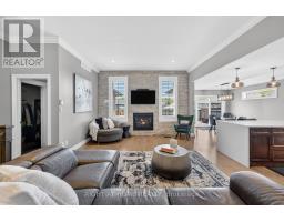 Laundry room - 29 Woodburn Drive, Quinte West, ON K8V0E1 Photo 6