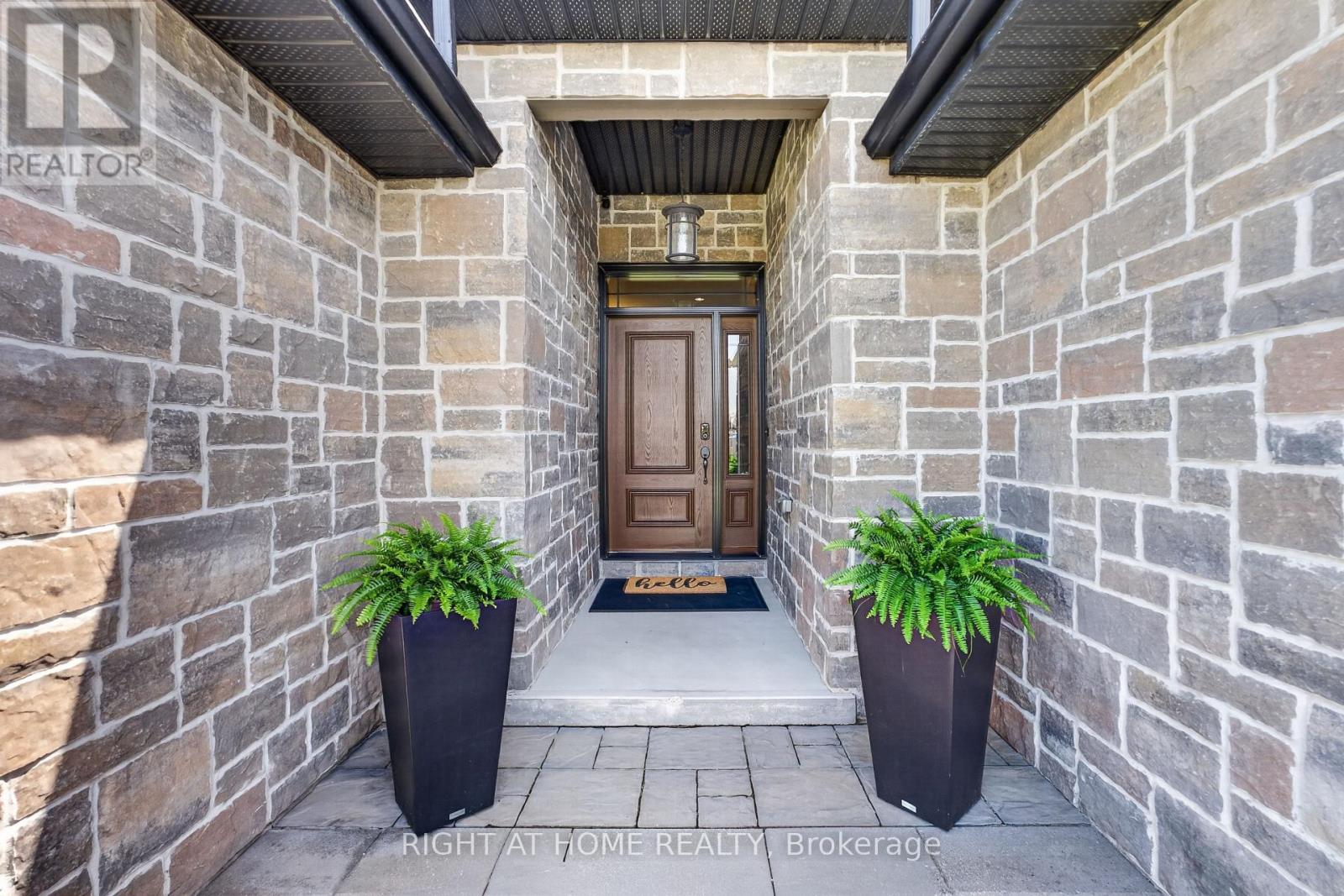 29 Woodburn Drive, Quinte West, ON photo 3