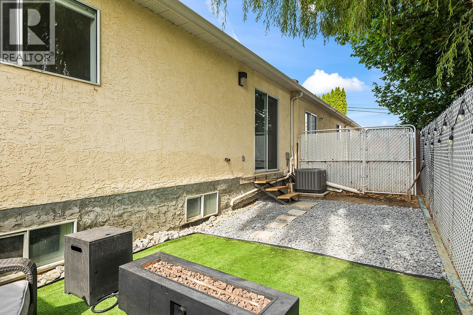 3 9159 Glenmore Road, Lake Country