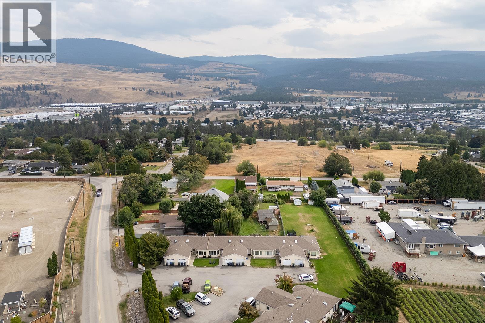 3 9159 Glenmore Road, Lake Country