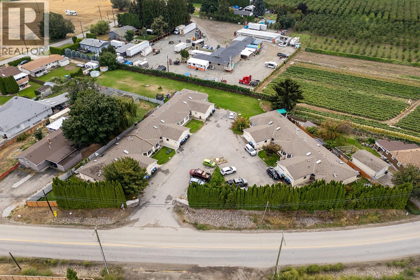 3 9159 Glenmore Road, Lake Country