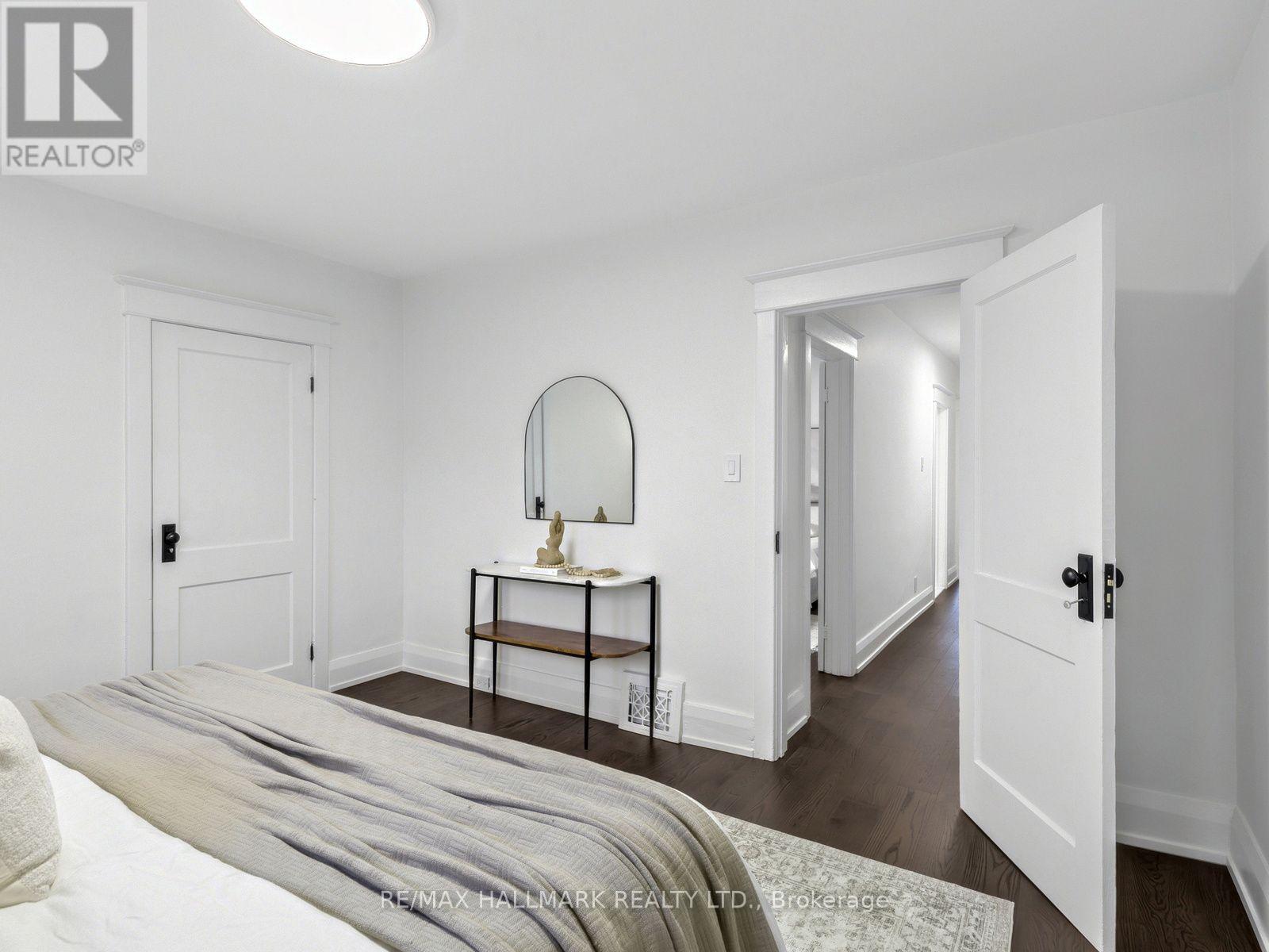 235 GLEBEHOLME BOULEVARD - 17