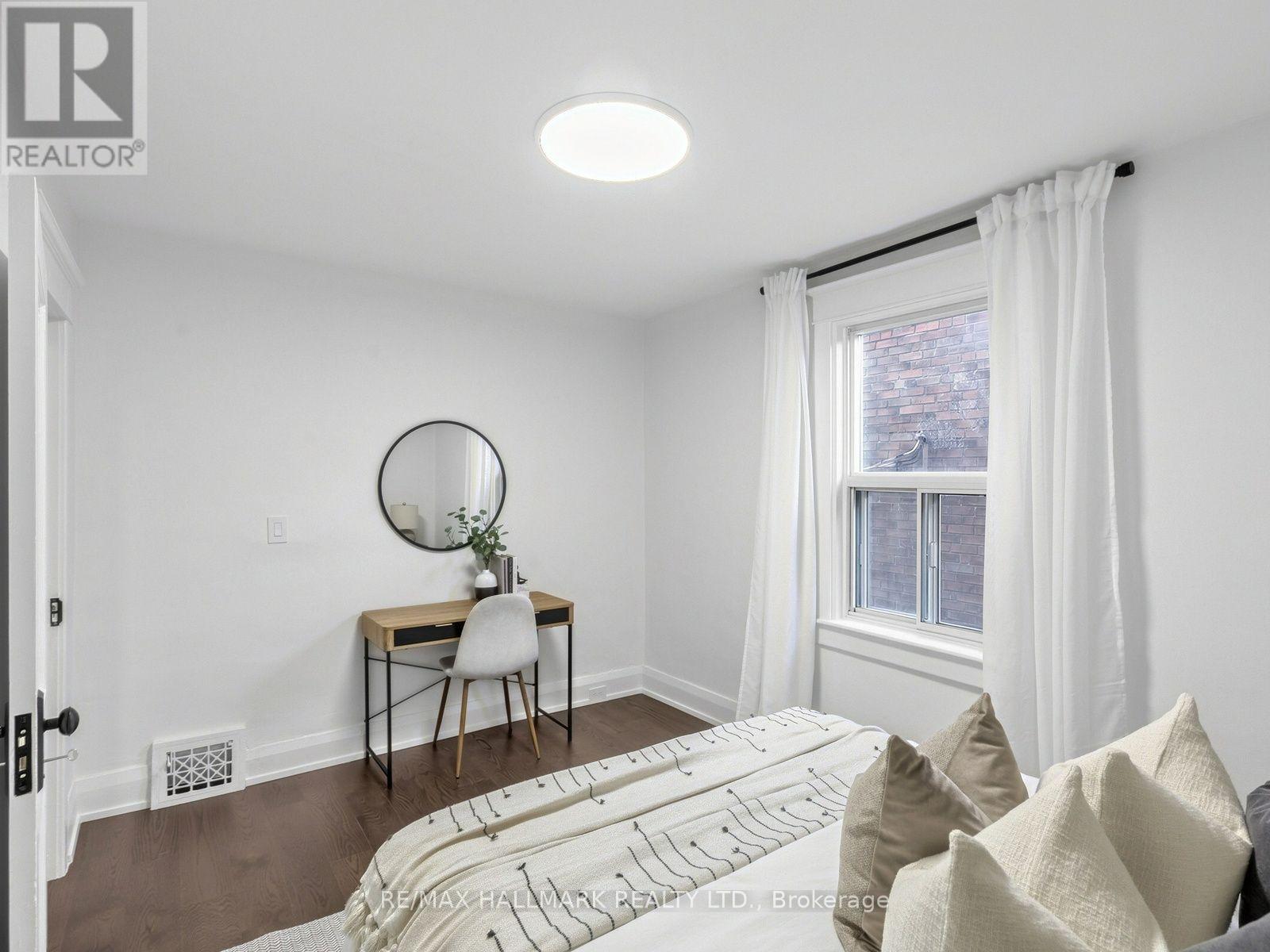 235 GLEBEHOLME BOULEVARD - 25