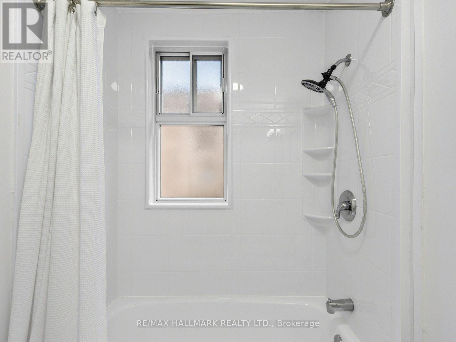 235 GLEBEHOLME BOULEVARD - 27