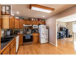22 Hamilton Court Ne, Medicine Hat, AB T1C1J2 Photo 13