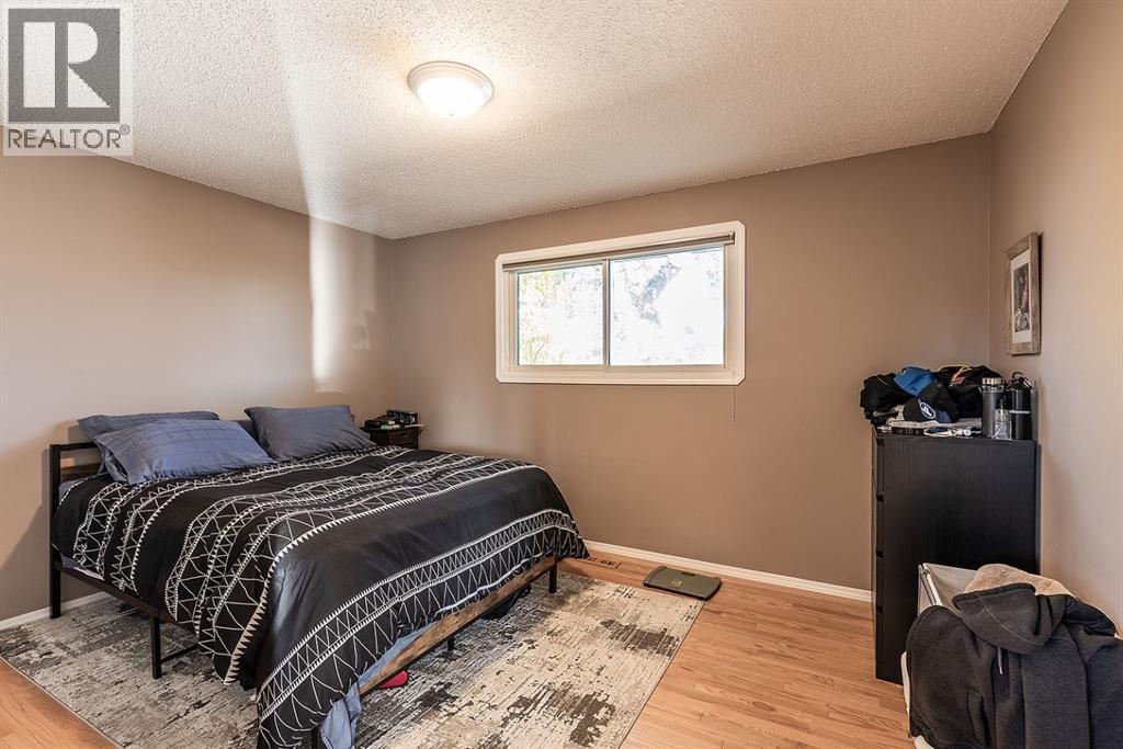 22 Hamilton Court NE, photo 18 of 44