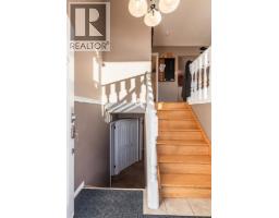 3pc Bathroom - 22 Hamilton Court Ne, Medicine Hat, AB T1C1J2 Photo 6