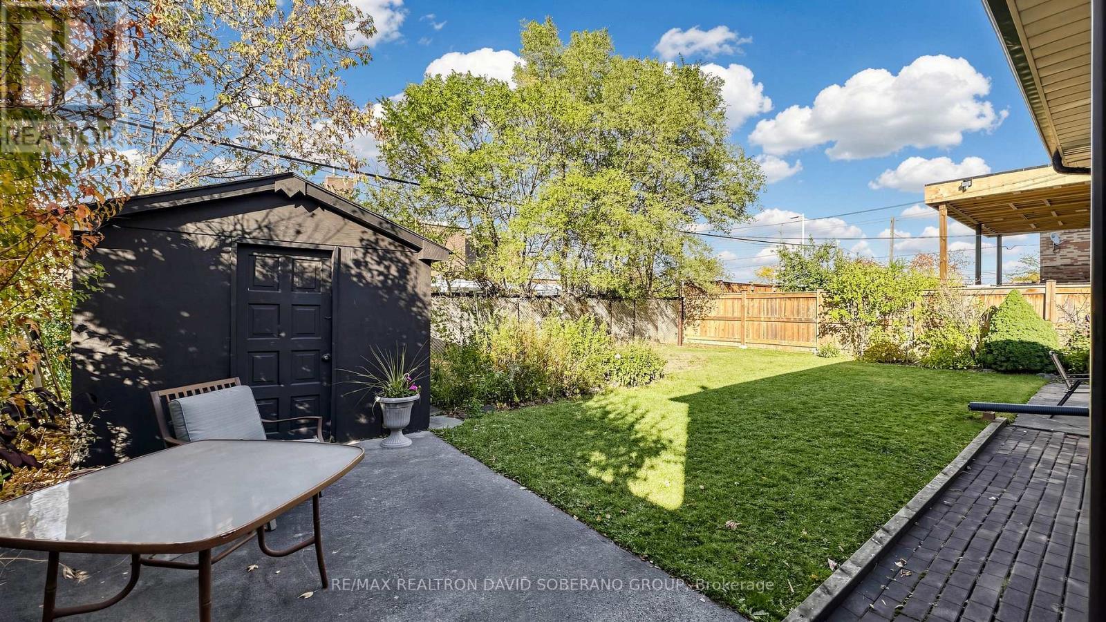 108 Kennard Avenue, Toronto, ON photo 43