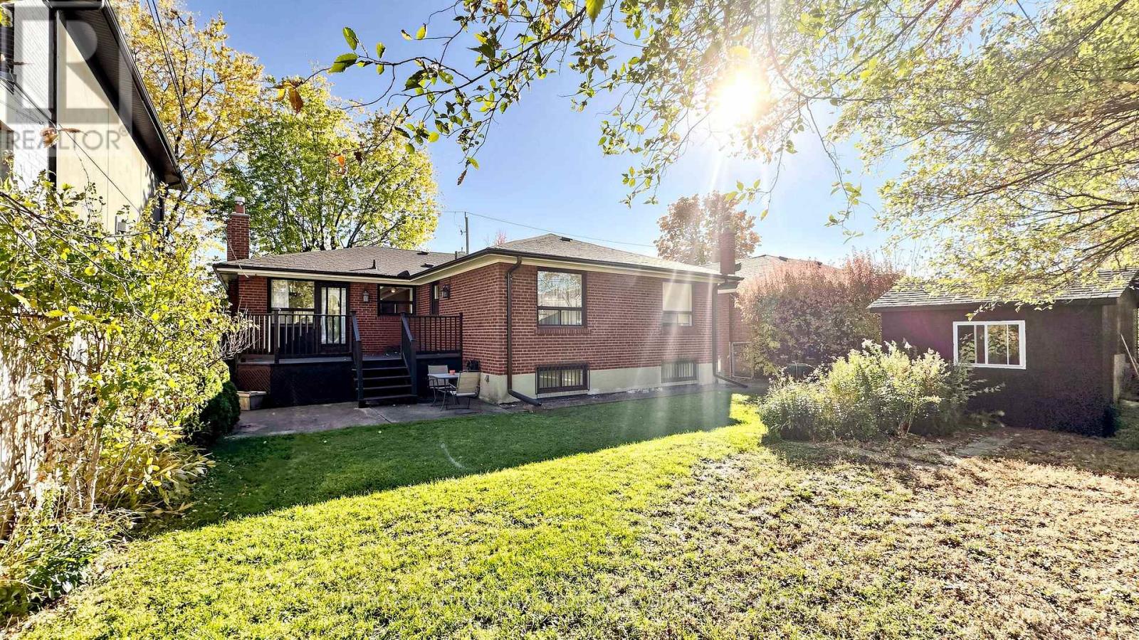 108 Kennard Avenue, Toronto, ON photo 45
