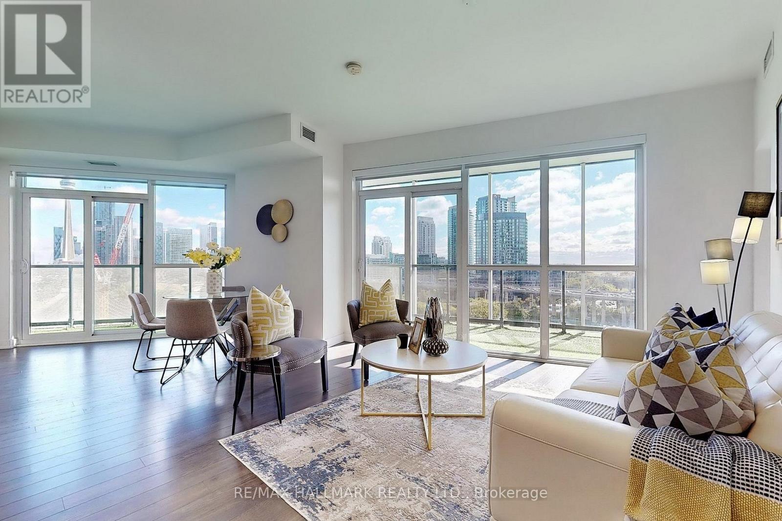 1011- 30 Ordnance Street South, Toronto, ON photo 8