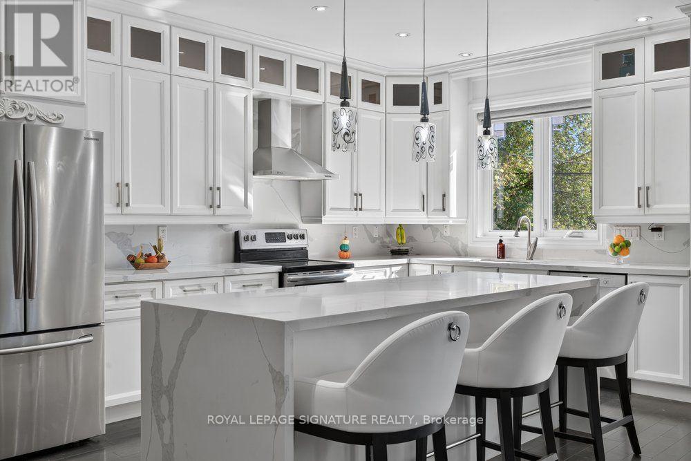 5 Brenton Street, Toronto, ON photo 12