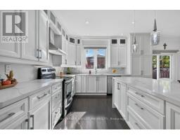 Laundry room - 5 Brenton Street, Toronto, ON M4B1C7 Photo 13