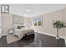 5 Brenton Street, Toronto, ON M4B1C7 Photo 22