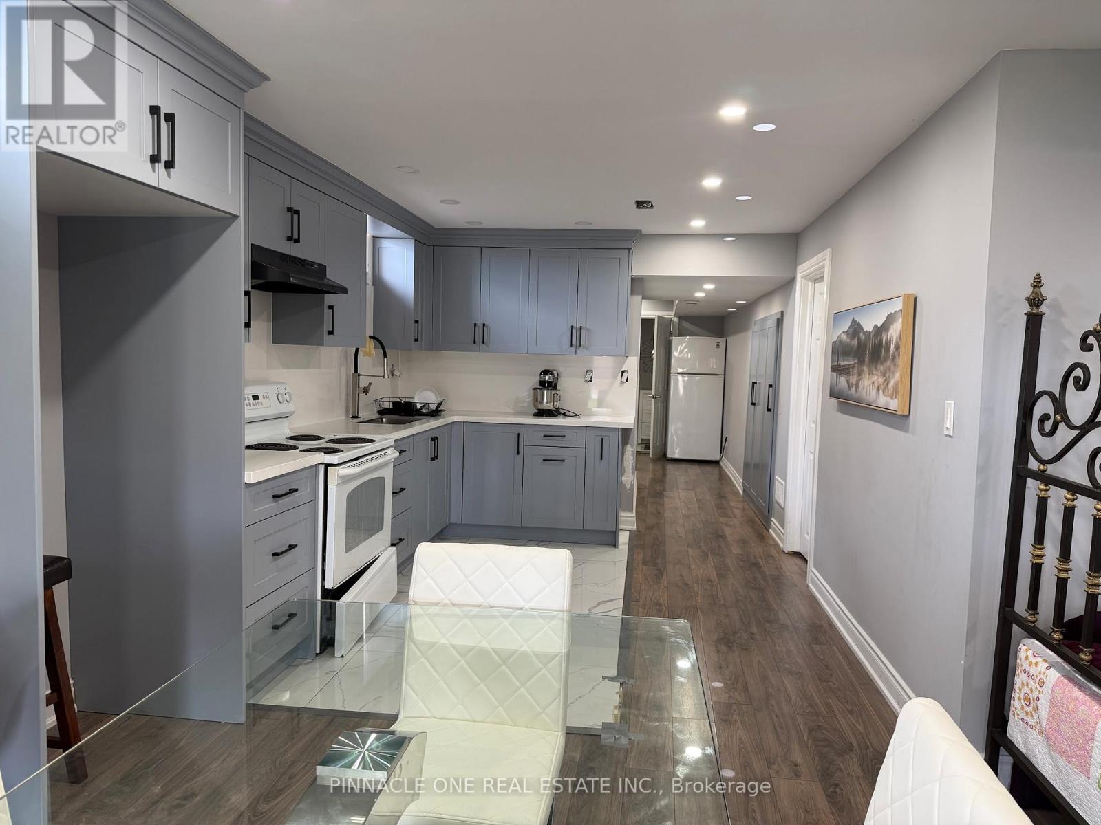 BSMT- 23 Purdy Place, Clarington, ON photo 3