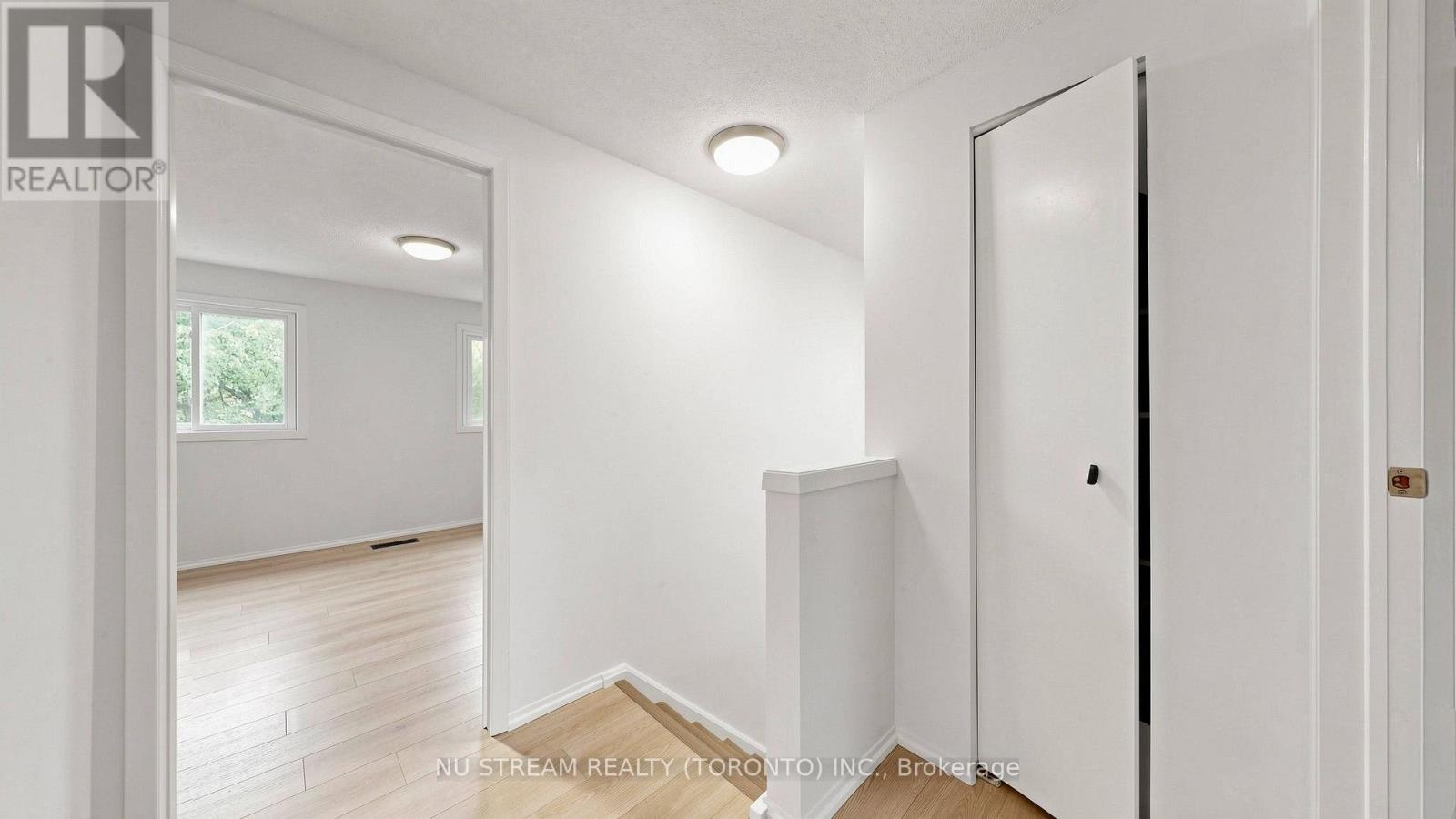 25 Treetops Court, Toronto, ON photo 14