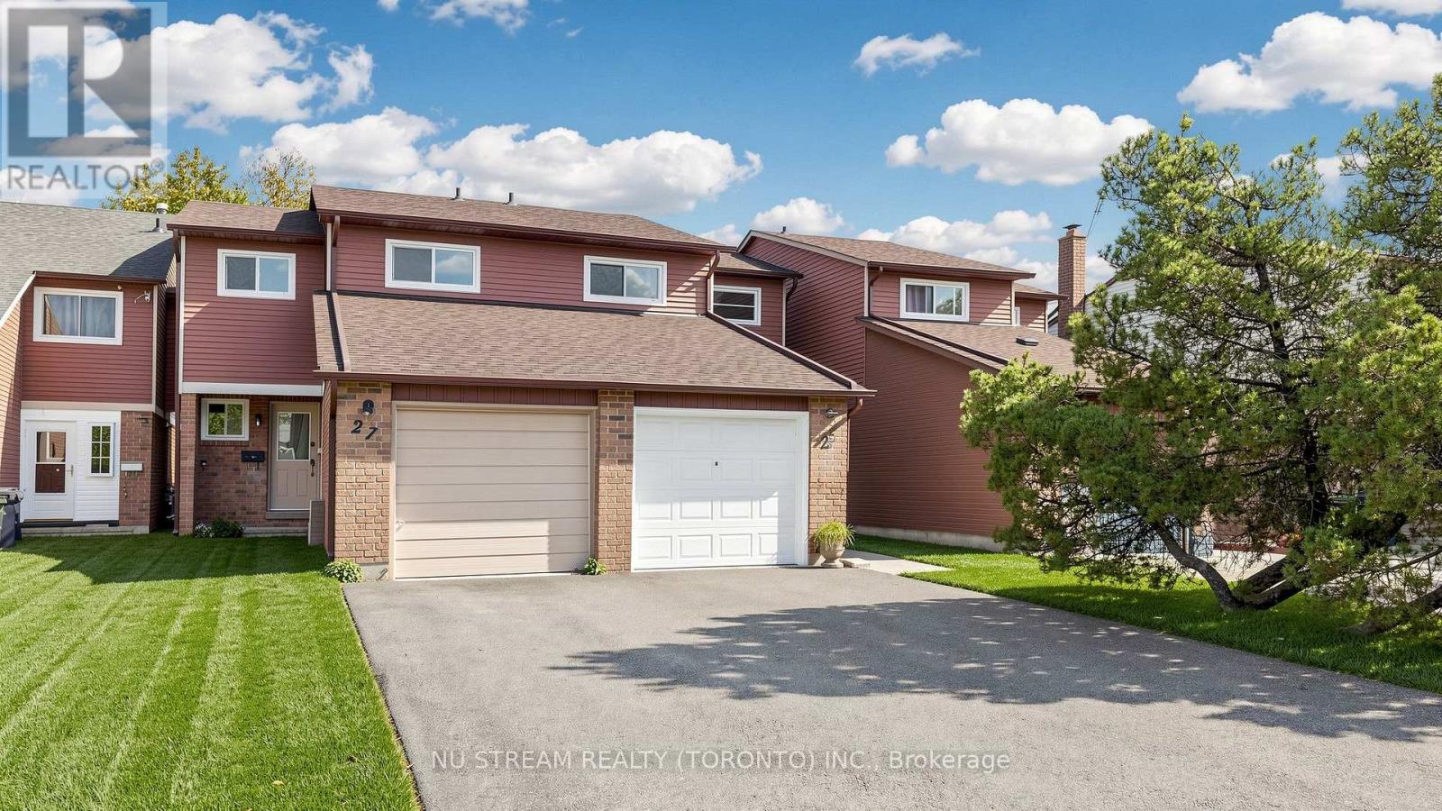 Photo of 25 TREETOPS COURT