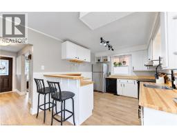 Laundry room - 68 Cambridge Avenue, Kitchener, ON N2B1N4 Photo 9
