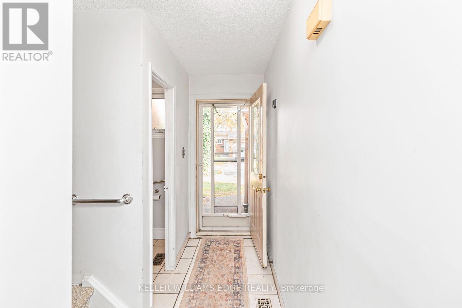 113- 100 Quigley Road, Hamilton, ON photo 6