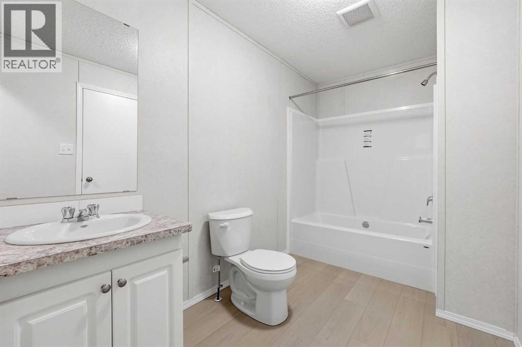 Property photograph 13 for MLS A2355093