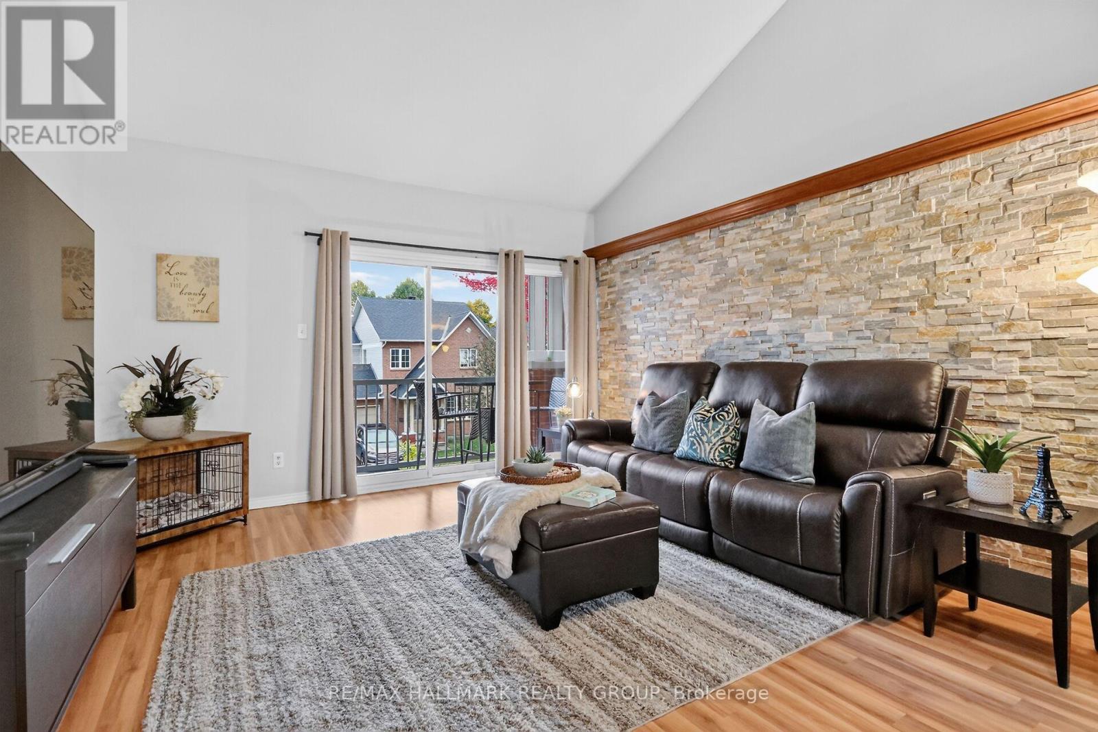 2 Bed, 3 Bath Townhouse for Sale in Ottawa – 10E DAYBREAK STREET, Ottawa – MLS# X14083024 - Image 21