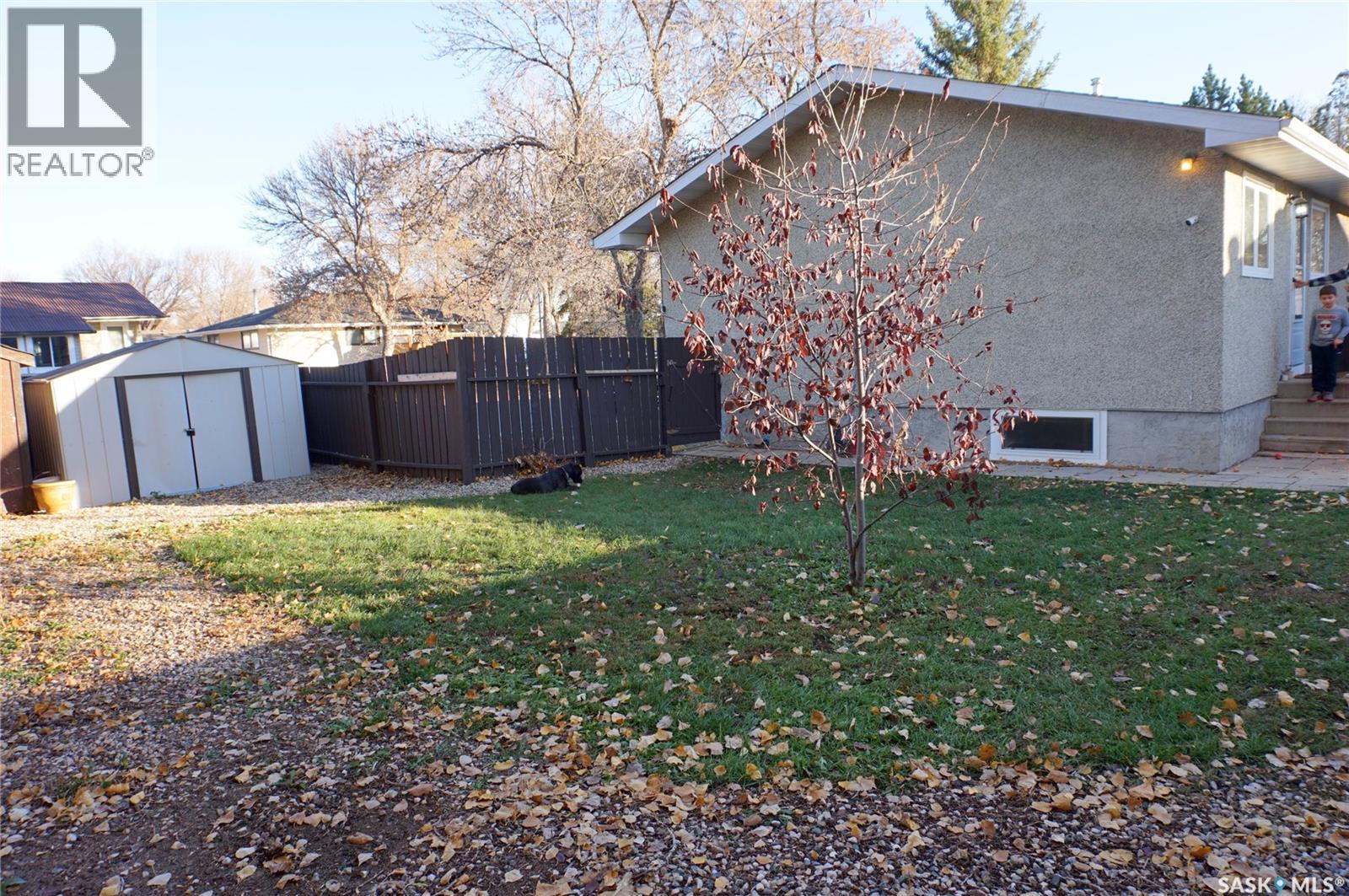 2 Hind STREET, Regina — photo 3
