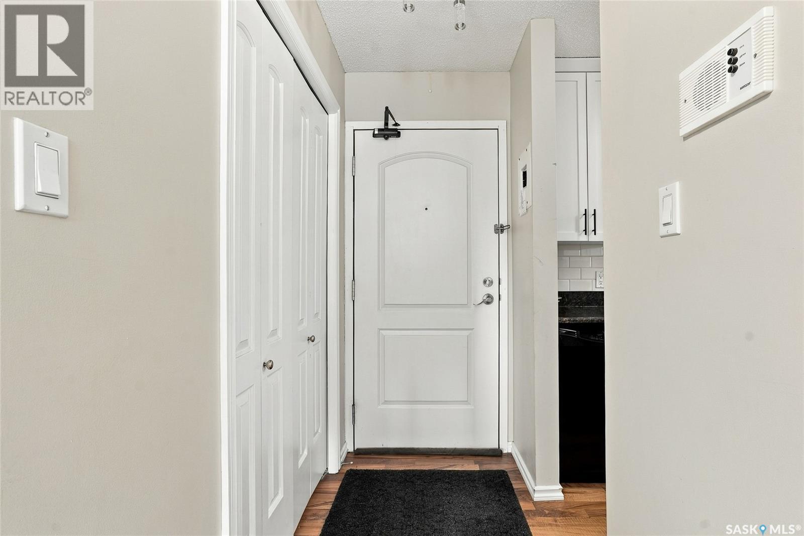 204 2233 St Henry AVENUE, Saskatoon — photo 3