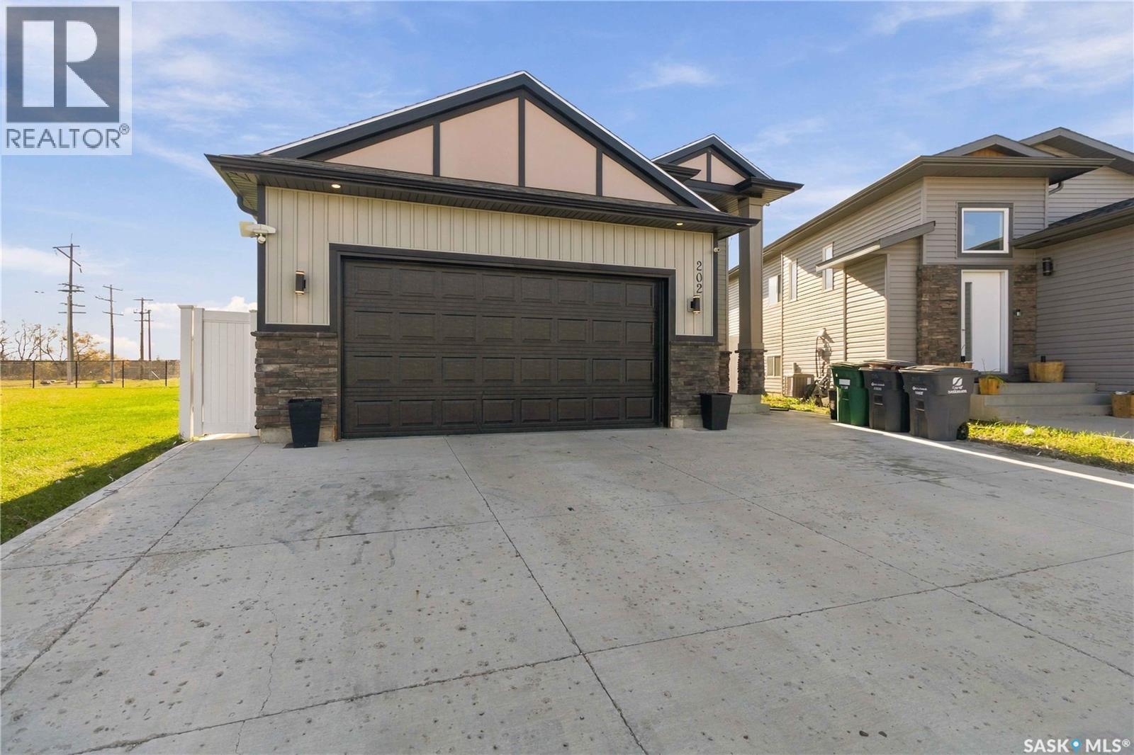 202 Palliser COURT, Saskatoon — photo 3
