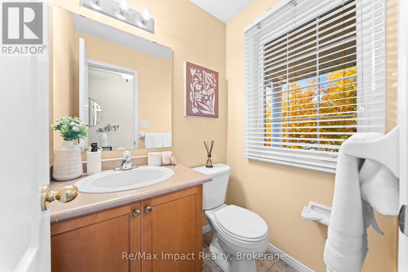 527 Falconridge Drive, Oshawa, ON photo 7