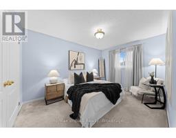 527 Falconridge Drive, Oshawa, ON L1K0C1 Photo 12