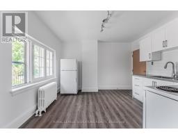 2a - 388 Palmerston Boulevard, Toronto, ON M6G2N6 Photo 8