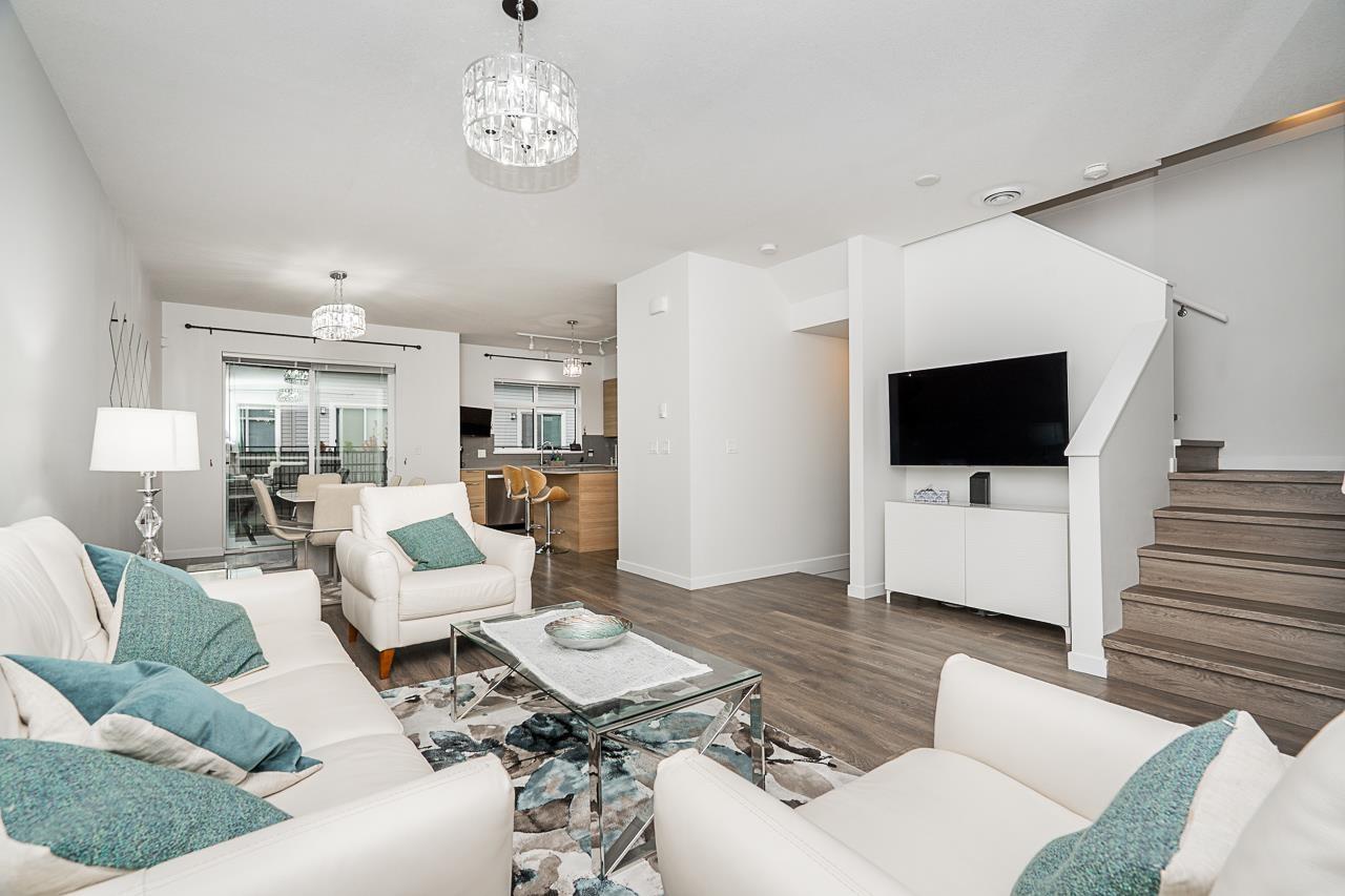 802 18505 Laurensen Place, Surrey — photo 7