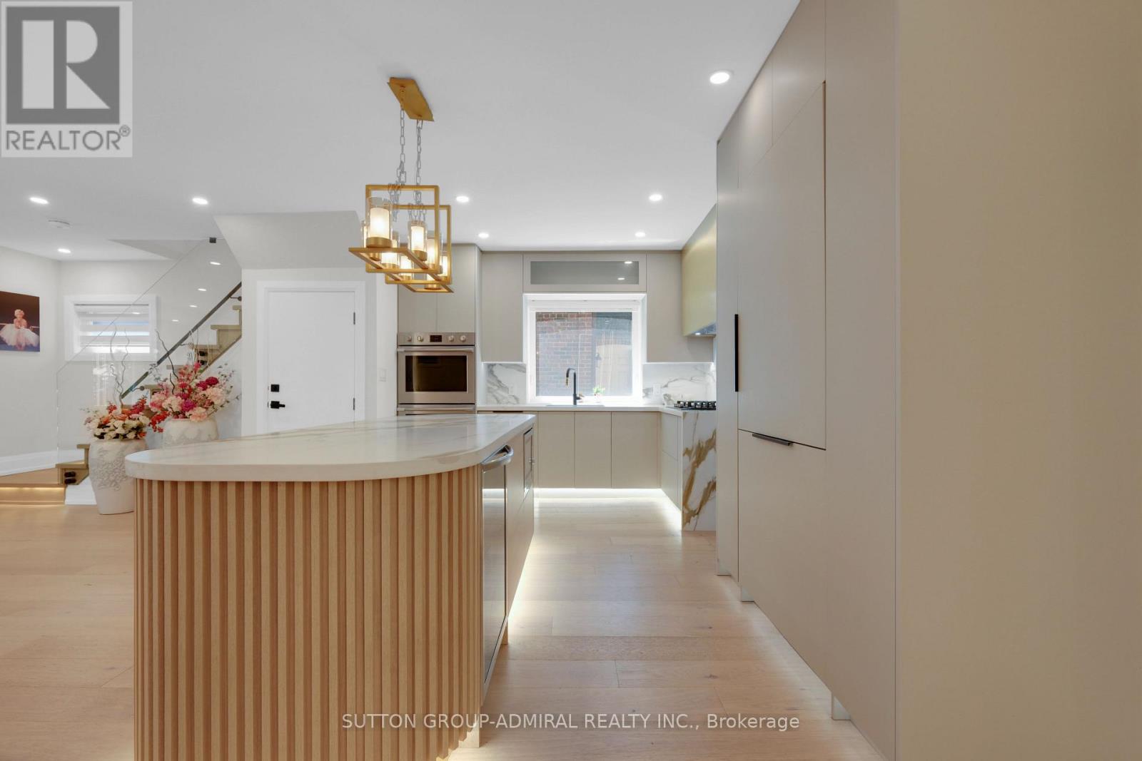 50 Beaufort Road, Toronto, ON photo 11
