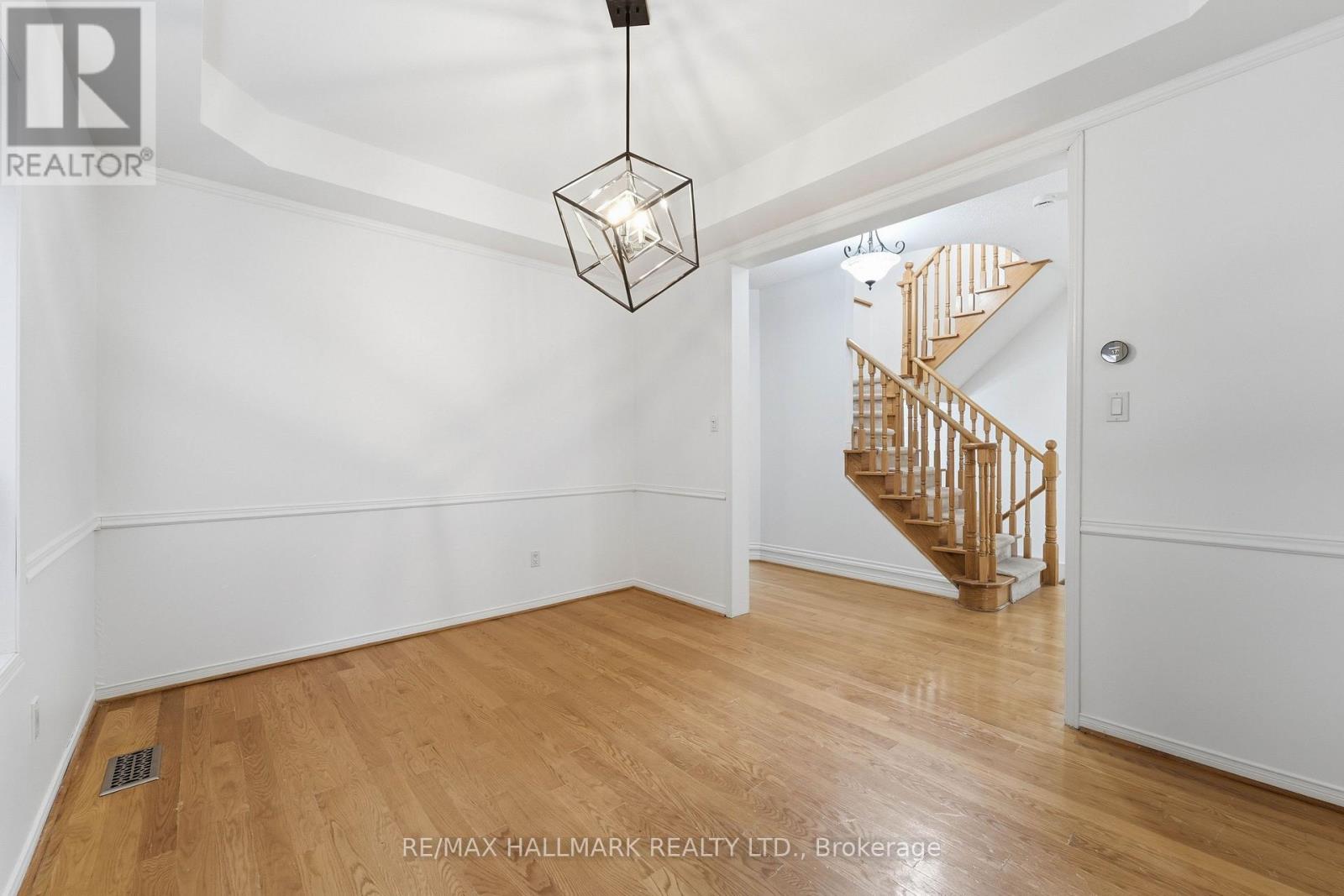 130 Old Colony Road, Richmond Hill, ON photo 12